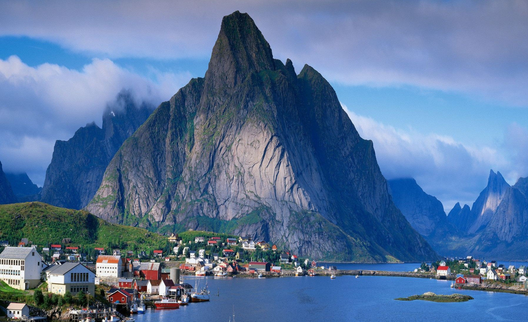 Grabar haz caligrafía Fiordos noruegos, un crucero de impresión | CONSEJEROS VIAJEROS